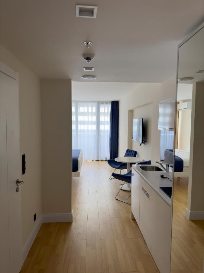 Orbi City Block Superior Class Apartments Батуми Экстерьер фото